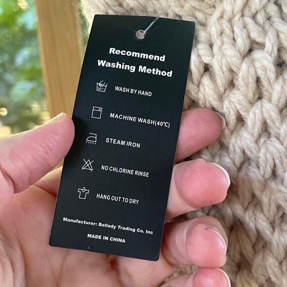 Bellady Women's Beige Cat Ears Knit Hat Crocheted Braided Pom Pom Accents. NEW - Picture 7 of 9